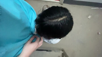 沂南三中 在自家地下室口我 还得多练练