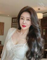 绿母，找个哥们勾引我骚母，然后也让我体验一下她的阴道。