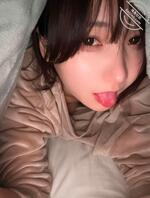 我起性欲了，想不想玩弄我？快进来帮帮我～