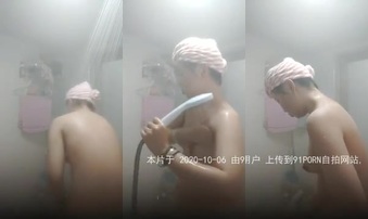洗澡自拍