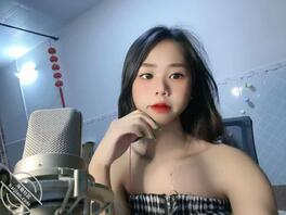 反差 母狗 有认识的嘛？ 
下期露点1