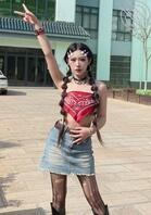 女朋友去电子厂打寒假工，被厂里的老油条搞到手了，说满足我的绿帽癖0