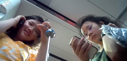 【免费福利】分享一下高铁上的冒死裙底偷拍，真的很刺激2