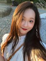 单亲爸爸喜欢上自己女儿,想要跟女儿乱伦,今天给女儿喝下有精液的牛奶1