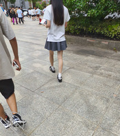 女大返校0