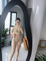 爱妻自拍能看出来什么0
