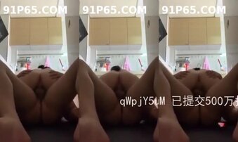 在大学生女友家里插她