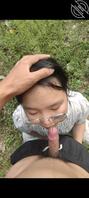 真实野战骚逼学生妹大坦克口交野外猛猛后入，差点被路人发现紧张死了2