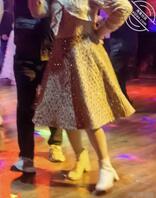 砂舞厅夜游实录：廉价情趣与人间清醒的碰撞。2025年12月17日晚。1