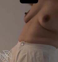 帮我看看我老婆这对奶子属于什么奶？