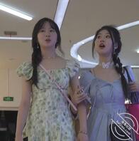 抄底连衣裙妹子