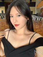 分享自己的肉便器骚母狗女同学兰嘉欣，求大佬射屏脱衣1