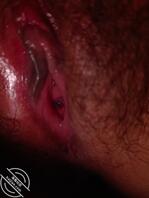 老婆睡着后偷拍她1