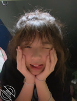 表姐被我用小号拿下，想操她要不要直接摊牌啊，自慰视频下期更
