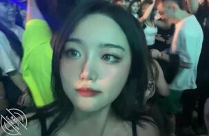 约操特反差的夜店妹妹翻白眼