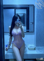 骚货酒店自拍，喜欢的评论我推给你1