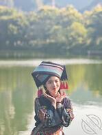 装高冷的人妻，出门不穿内裤的骚逼，不知道是要露给谁看0