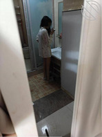 精液射到女儿内裤上，看女儿是什么反应0