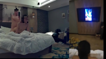 视频中的人妻真骚