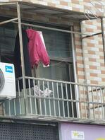 2今日扫街小少妇 浅色内裤 丝袜！