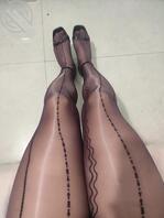 YSL高跟鞋+紫色极光电波袜2