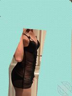 妈妈出门了在房间衣柜里面找到一件情趣内衣0