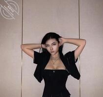 孩子舞蹈班的拉丁舞老师，坐标威海韩乐坊某机构0