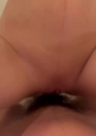 骚女友女上式默默享受