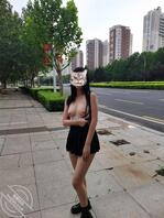反差人妻户外极限露出