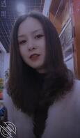 湖州老庙黄金店上班，单身美少妇，表面很正经，床上骚的要死。喜欢分享大家1