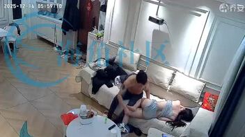 居家监控美少妇