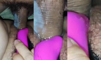 老婆自己拿着振动棒按摩