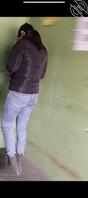 偷拍人妻少妇紧身牛仔裤