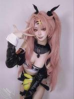 南京极品学生妹女大   下海沦为玩物给我口交后入真是骚货一枚