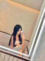 贱母狗发私密照被截图0