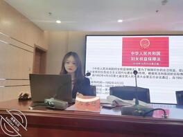 我又回家了，继续分享和伊宁市骚逼甜美少妇周蓦甜的故事！1