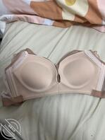 今天我姐下班了我假装睡觉把鸡巴弄硬给他看她没有说什么下一步该咋办兄弟们0