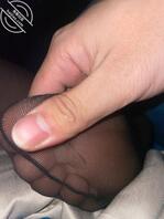 摸摸黑丝，打个脚枪0