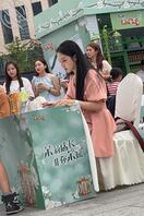 大长腿评委小姐姐，蓝色内内0