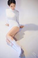 和比自己小20岁的侄女乱伦2