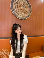 约一个美女180的身高大白腿玩的真是美粉色鲍鱼舔起来简直不要太爽1