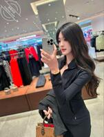 睡了吗，我又来了，有什么想聊的吗