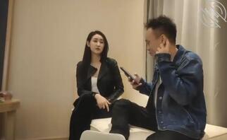 高端大气品质美女被爆操，最后说受不了了1